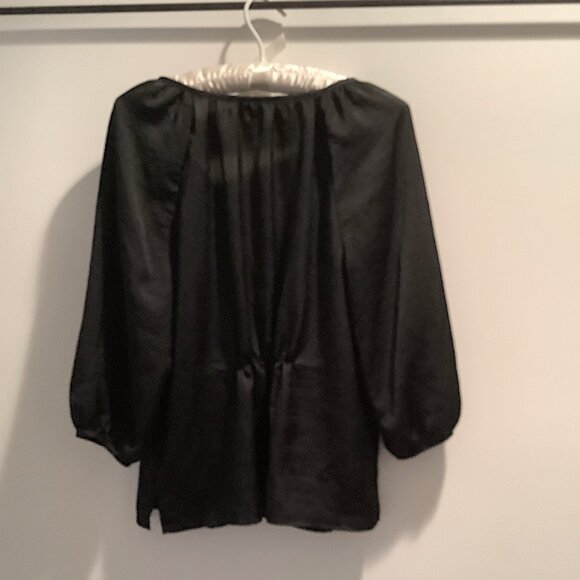 Talbots Petites - Classic  Black Blouse, 3/4 sleeve, Size 12P, 100% Polyester - Picture 3 of 13